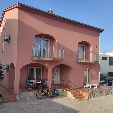 Apartments Mihael Malinska Exterior foto