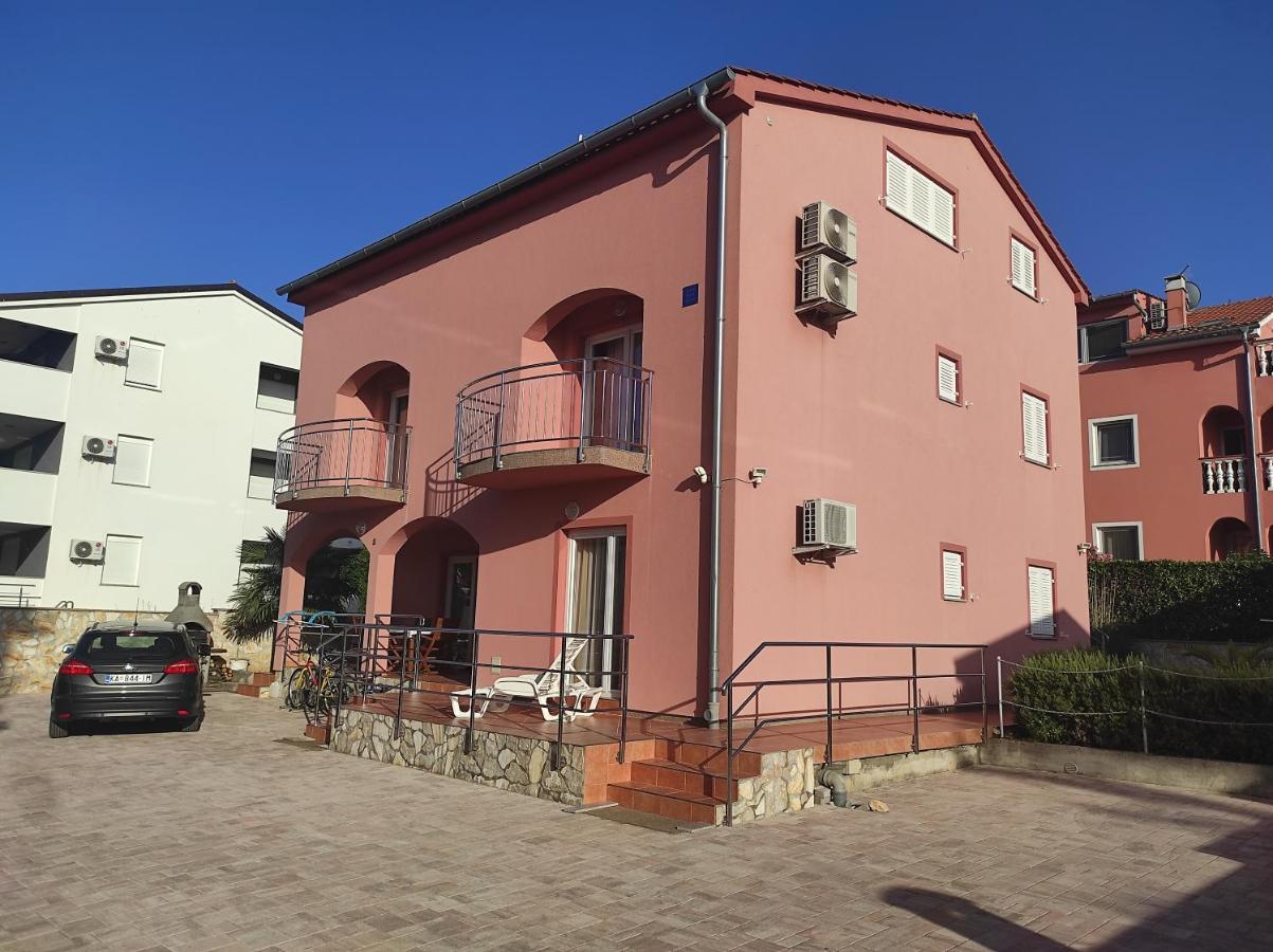 Apartments Mihael Malinska Exterior foto